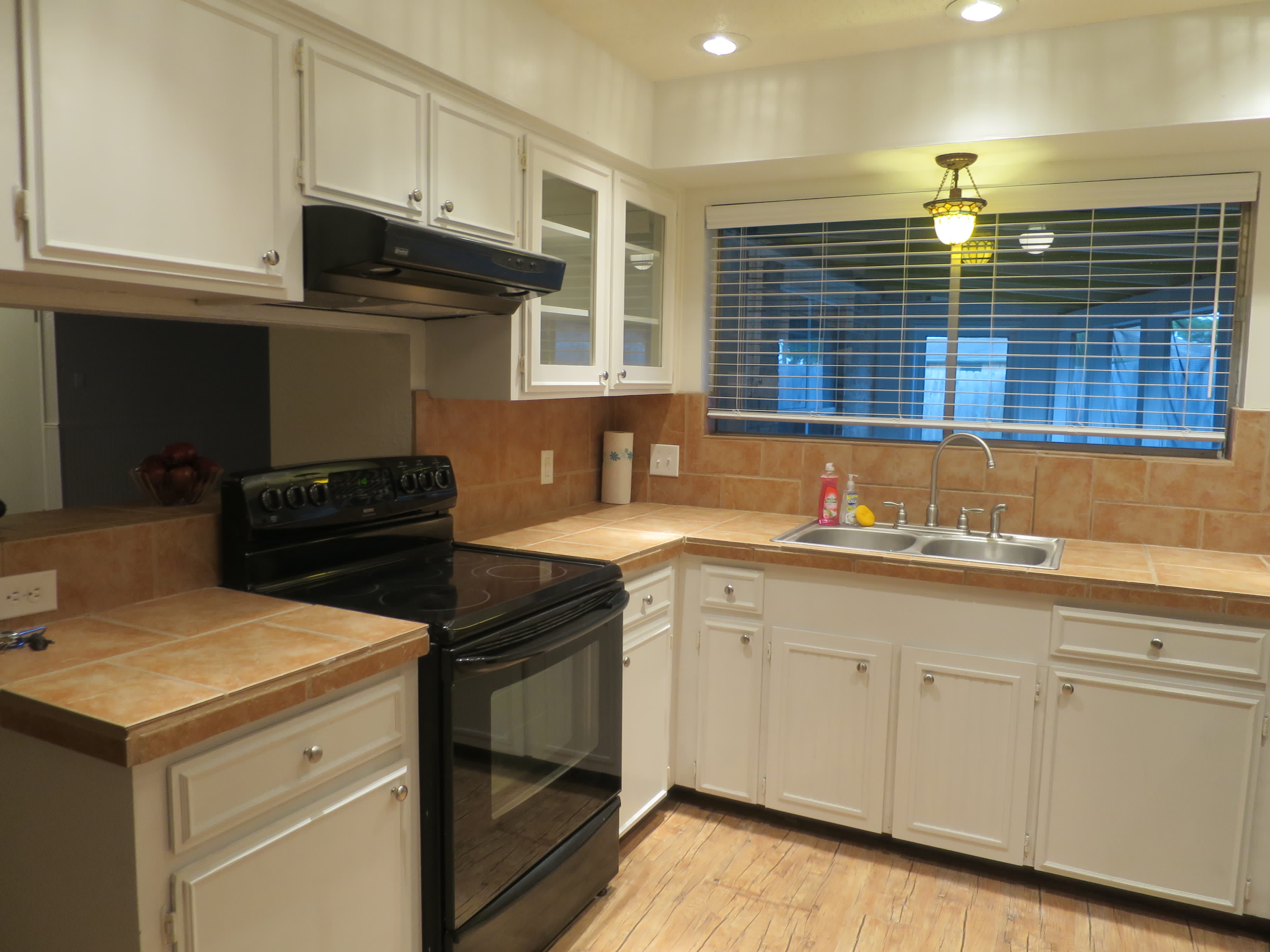 2300 Timberline Dr – photo 2
