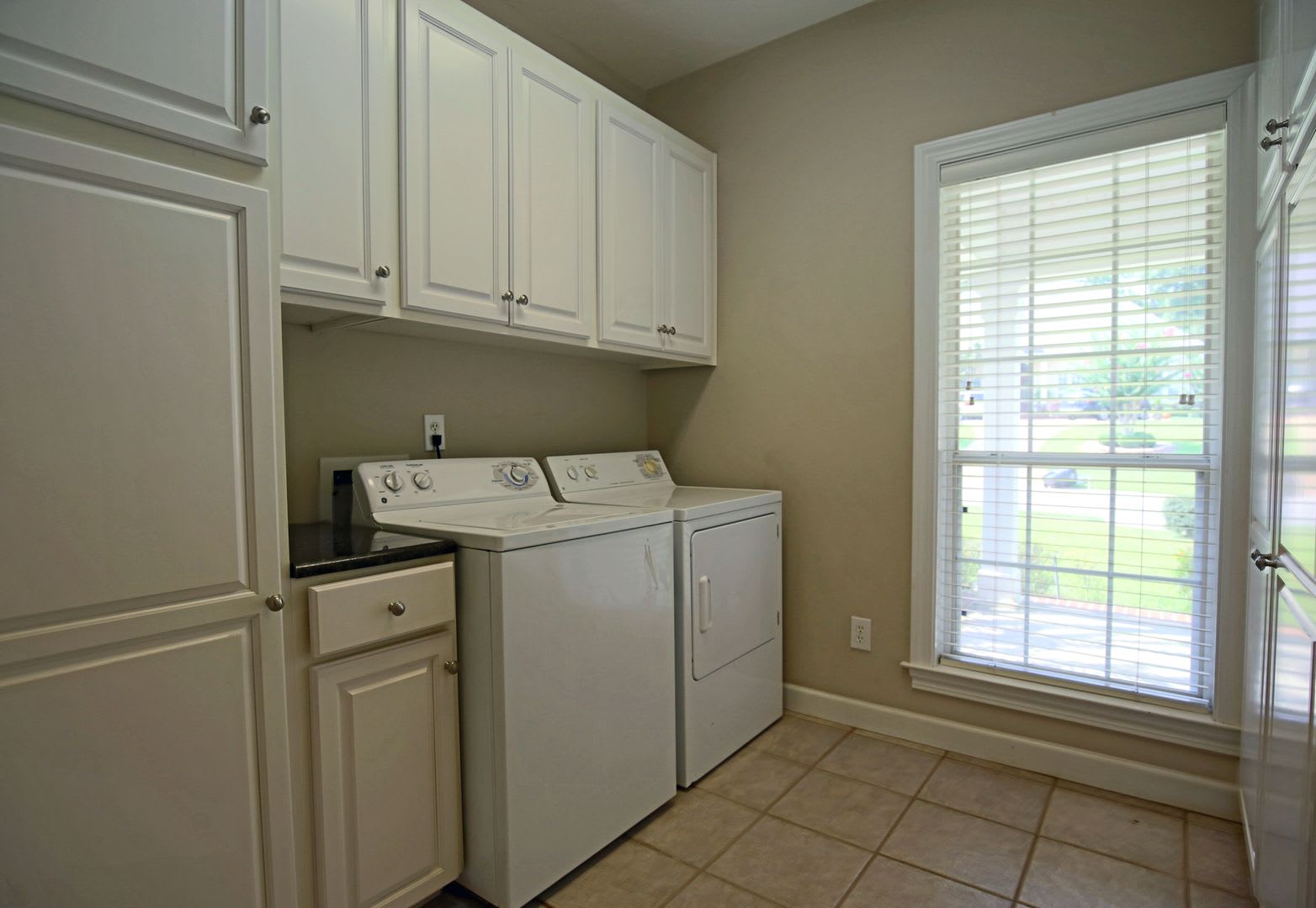 COMING SOON!! Home in Fairhope's Rock Creek subdivision. Showings start mid-October – photo 4