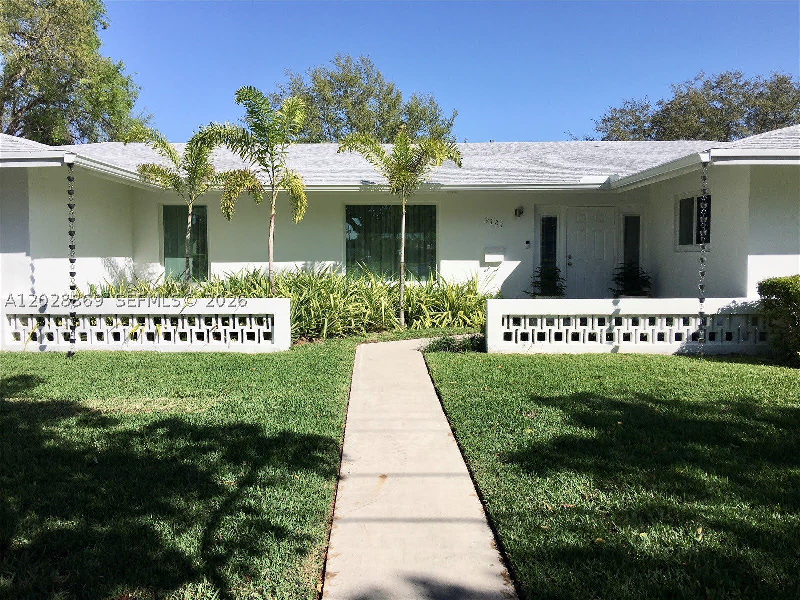 9121 SW 85th St – photo 2