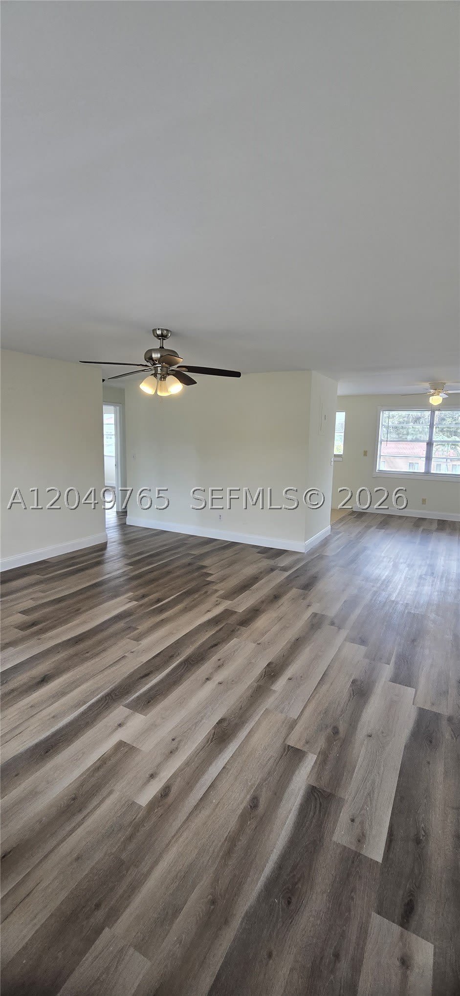 9041 Harding Ave – photo 3
