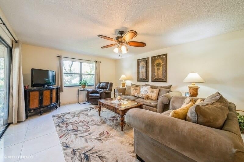 7485 SE Jamestown Terrace – photo 5