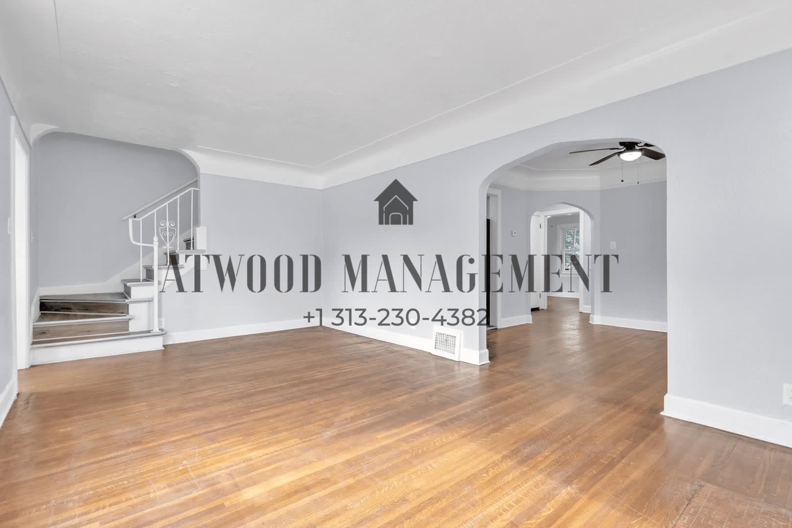 This beautifully updated 3-bedroom, 1-bath single-family home is ready for move-in! – photo 4