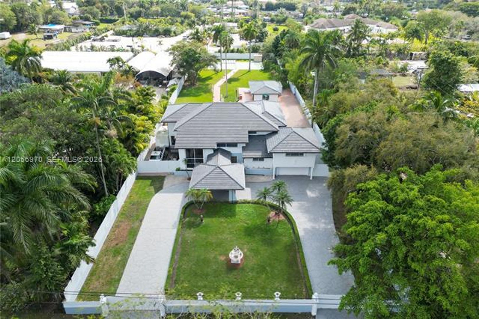 12040 Sw 43Rd St 12040 Miami Fl 33175 – photo 3