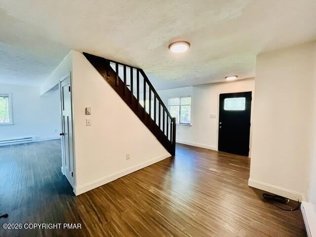 1892 Susan Court – photo 3