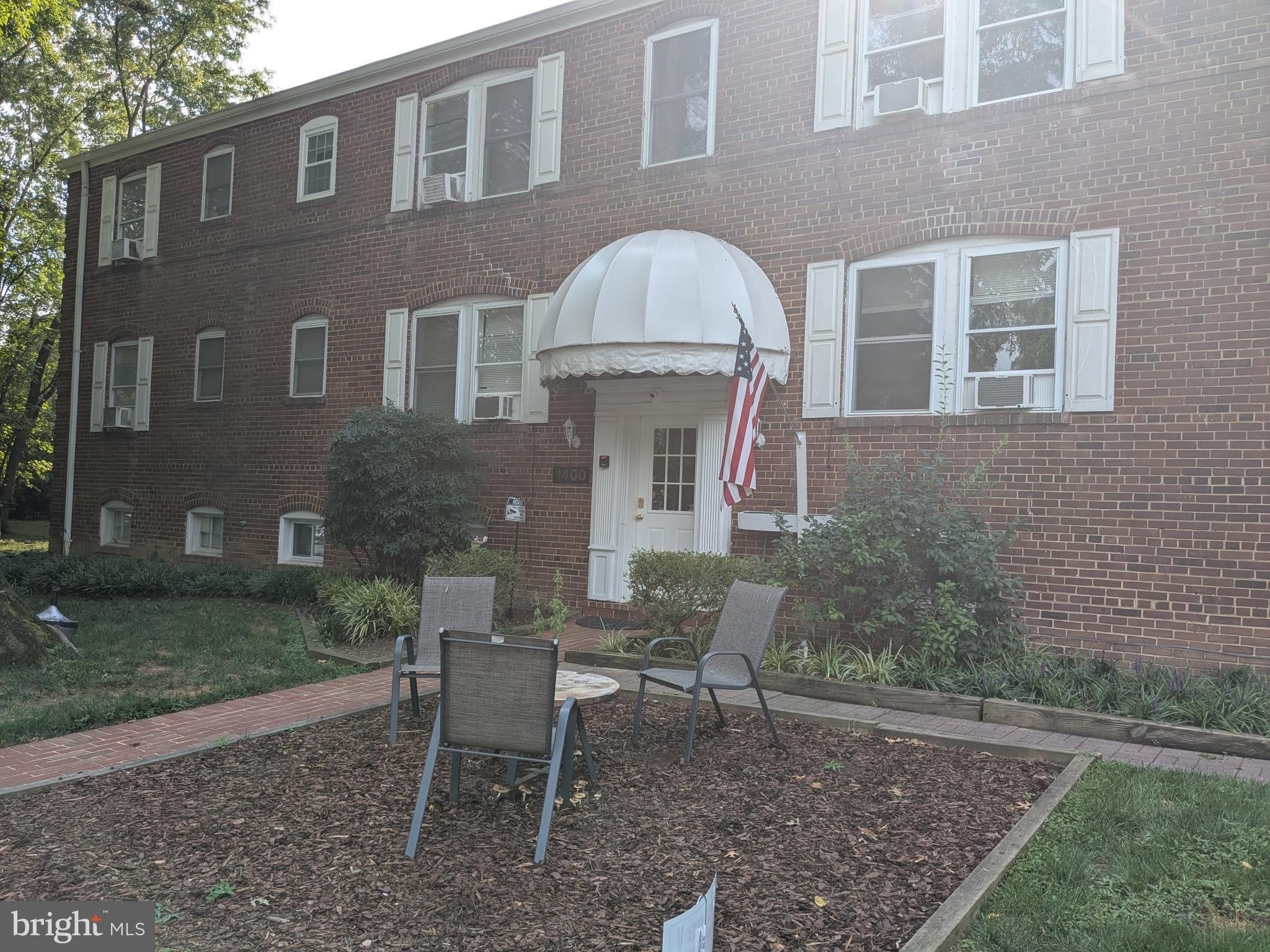 1400 N KENILWORTH Street – photo 3