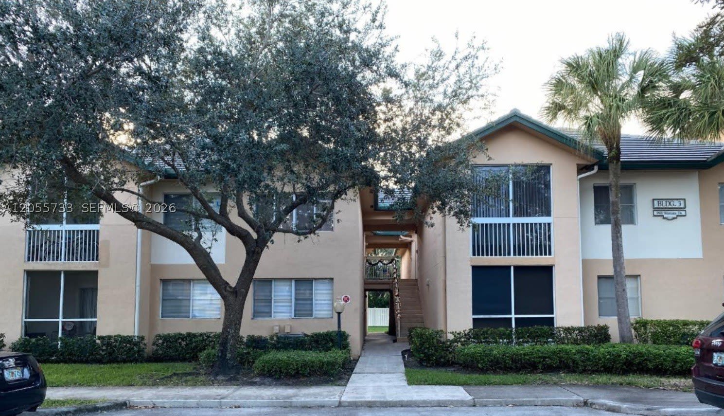 9901 Westview Dr – photo 2