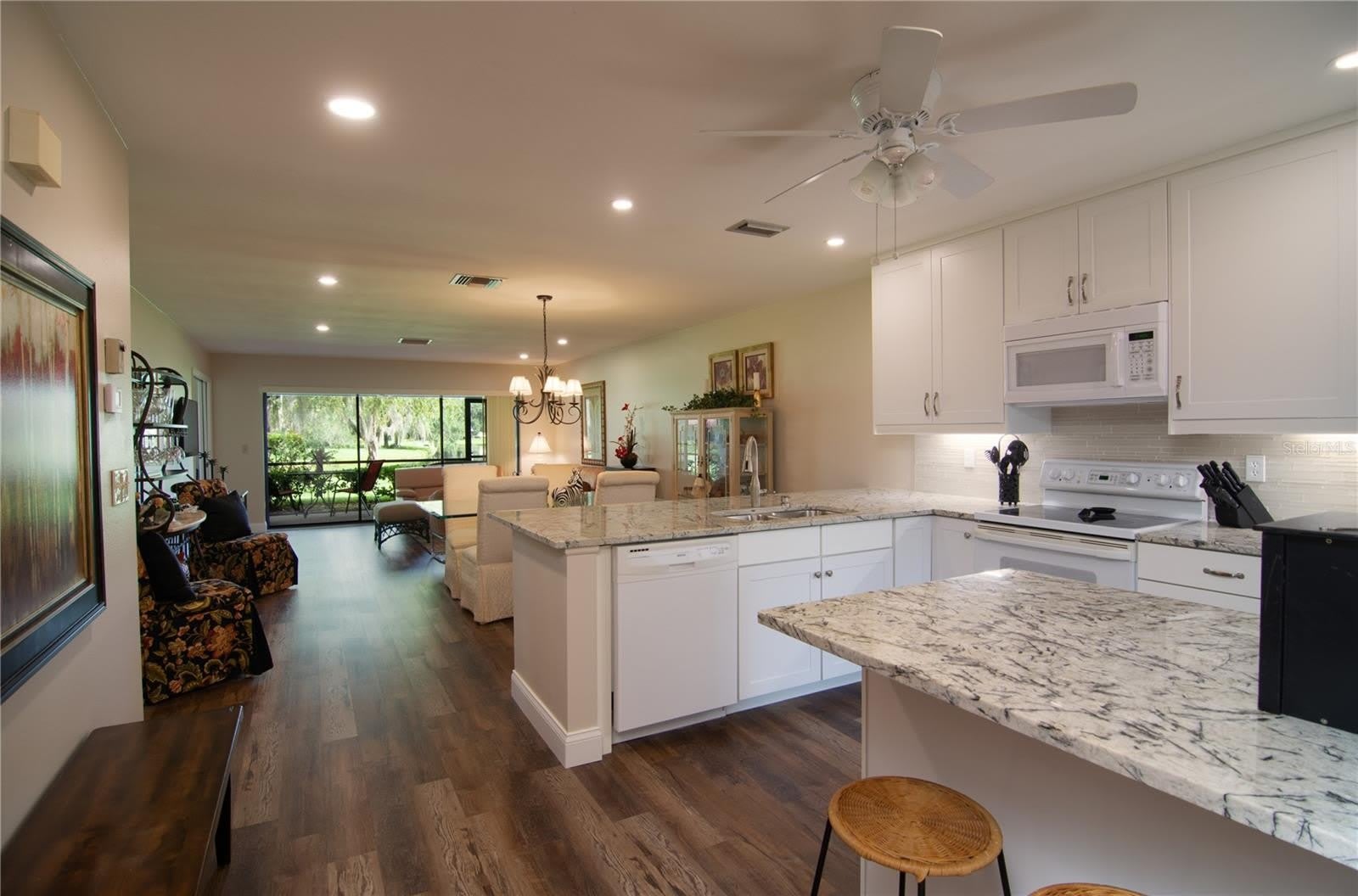 5635 Golf Pointe Drive – photo 3