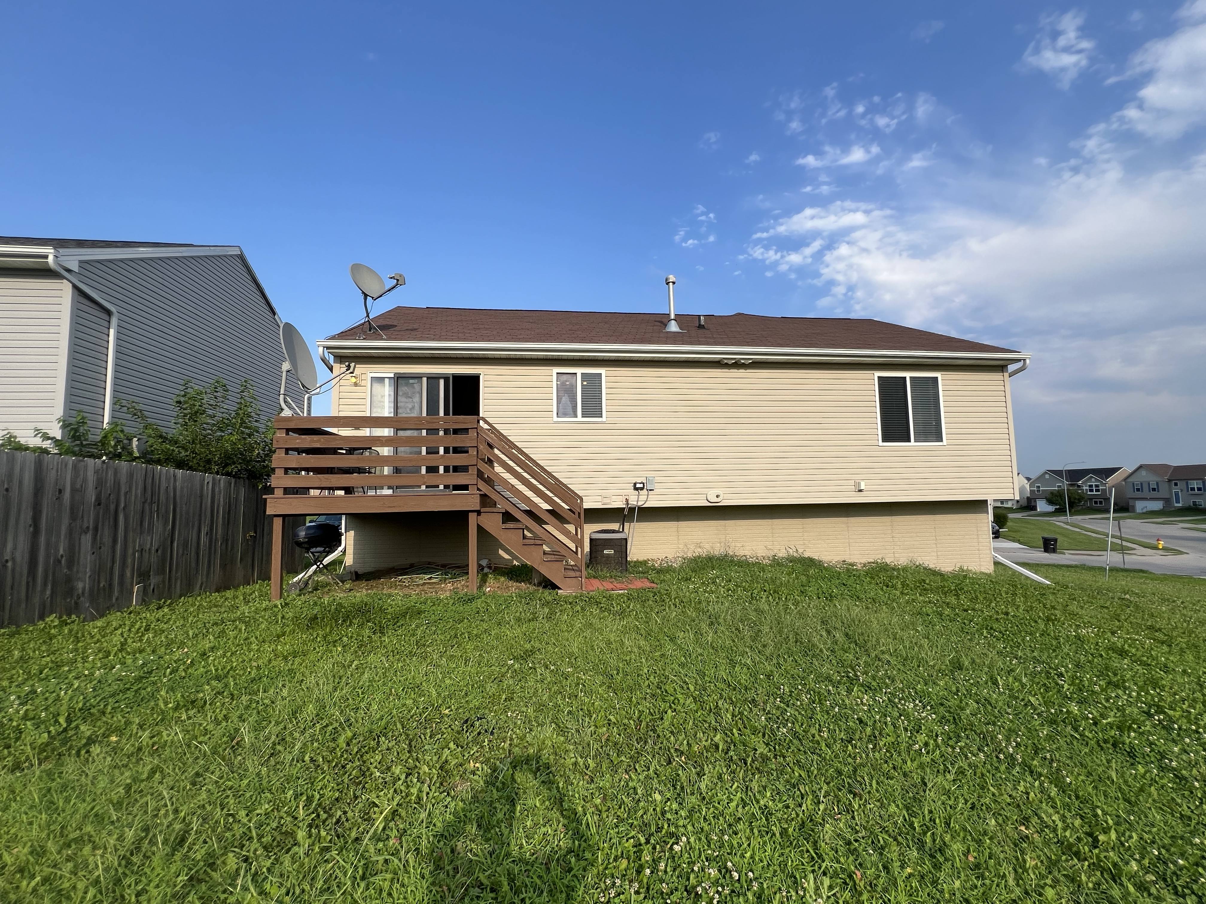 6960 N 89th St – photo 2