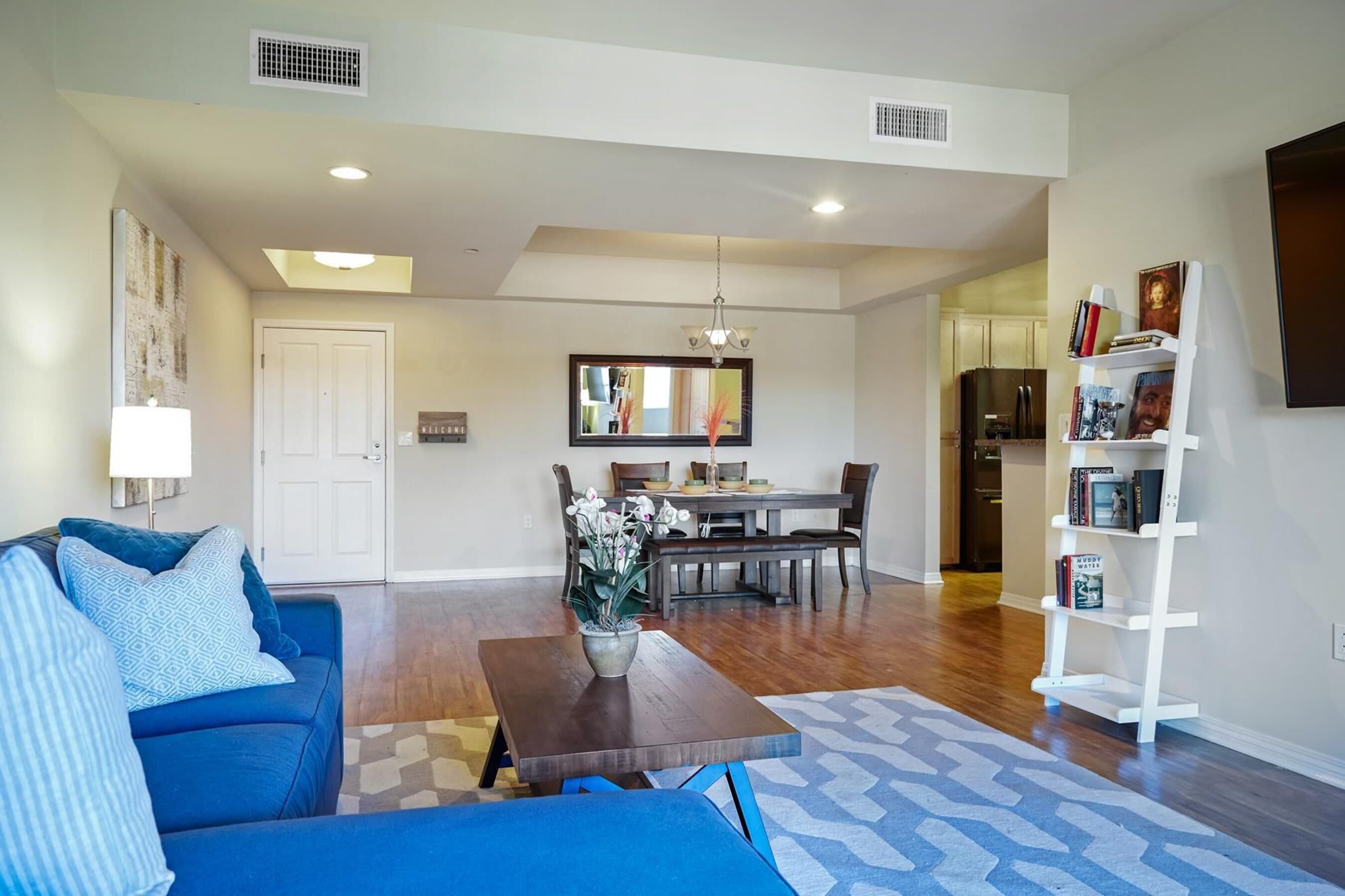 6940 Sepulveda – photo 3