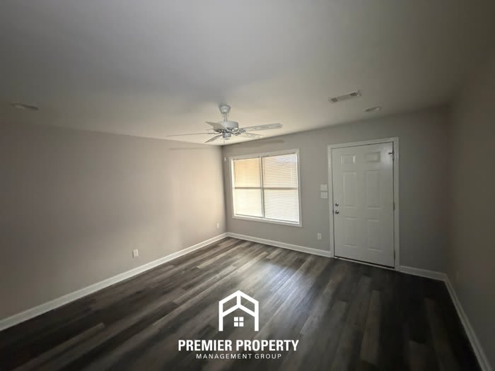 110 Castlebar Circle – photo 2