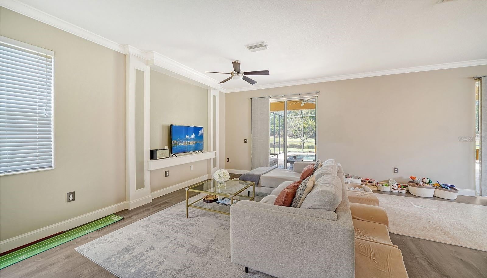 6122 BLUE RUNNER Court – photo 5
