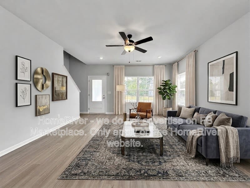 394 Chedworth Dr – photo 2