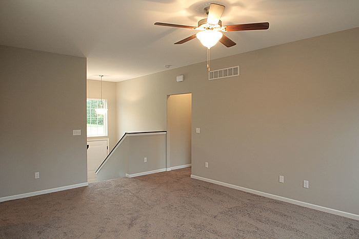 4 Bedroom, 3 bath close to University – photo 4