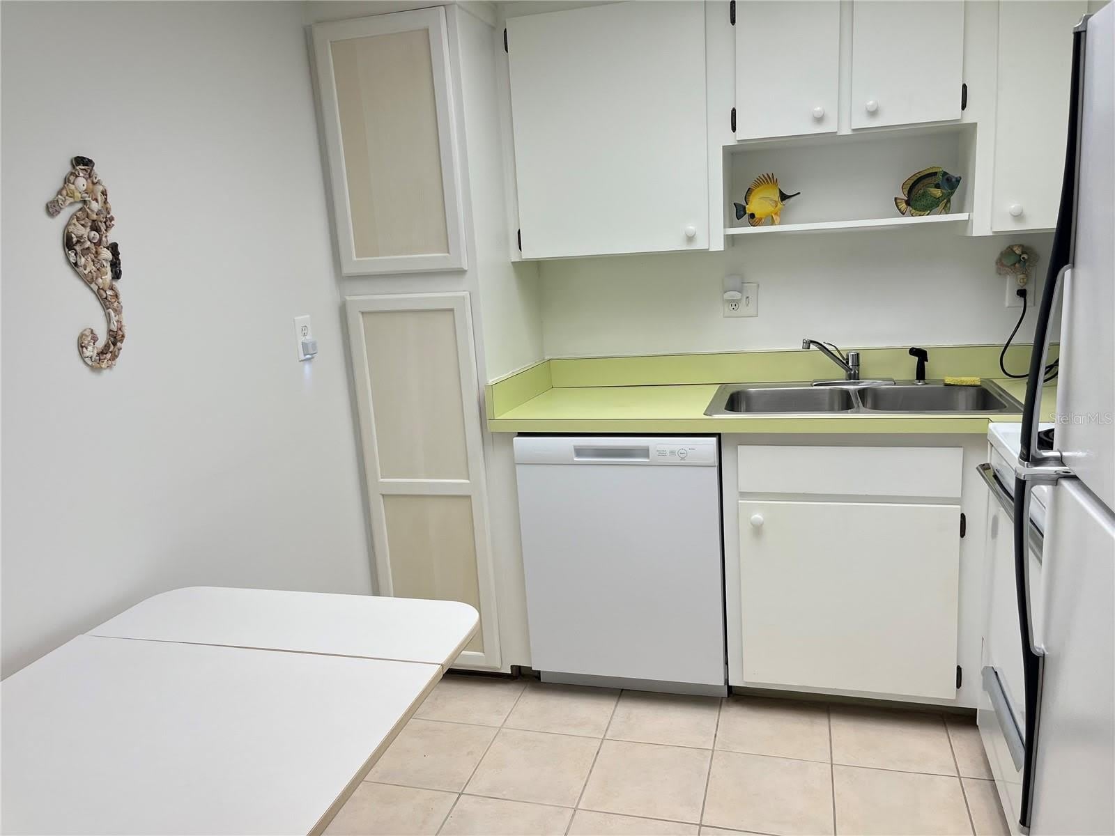 612 Bird Bay Drive S – photo 2