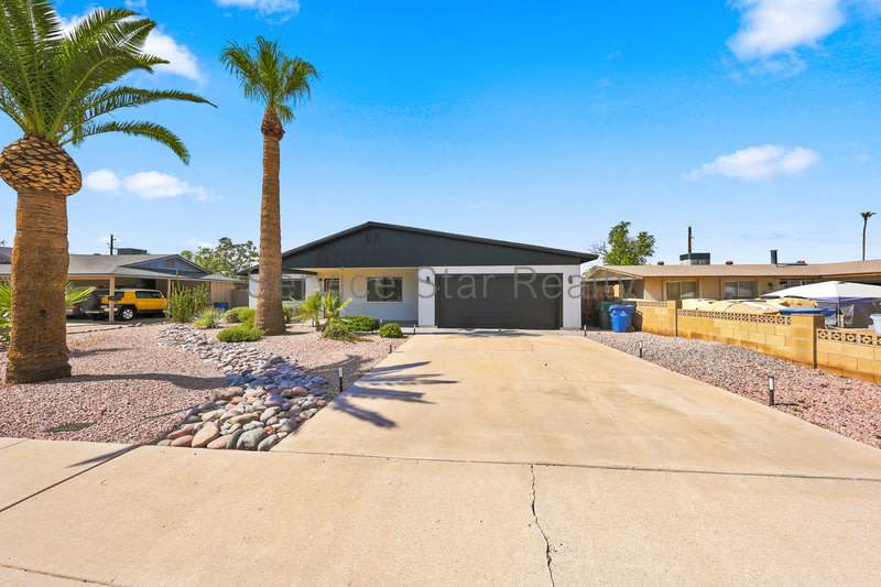 2162 E Concorda Dr – photo 2