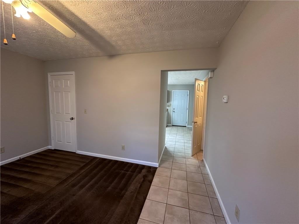 502 Oakwood Court – photo 4