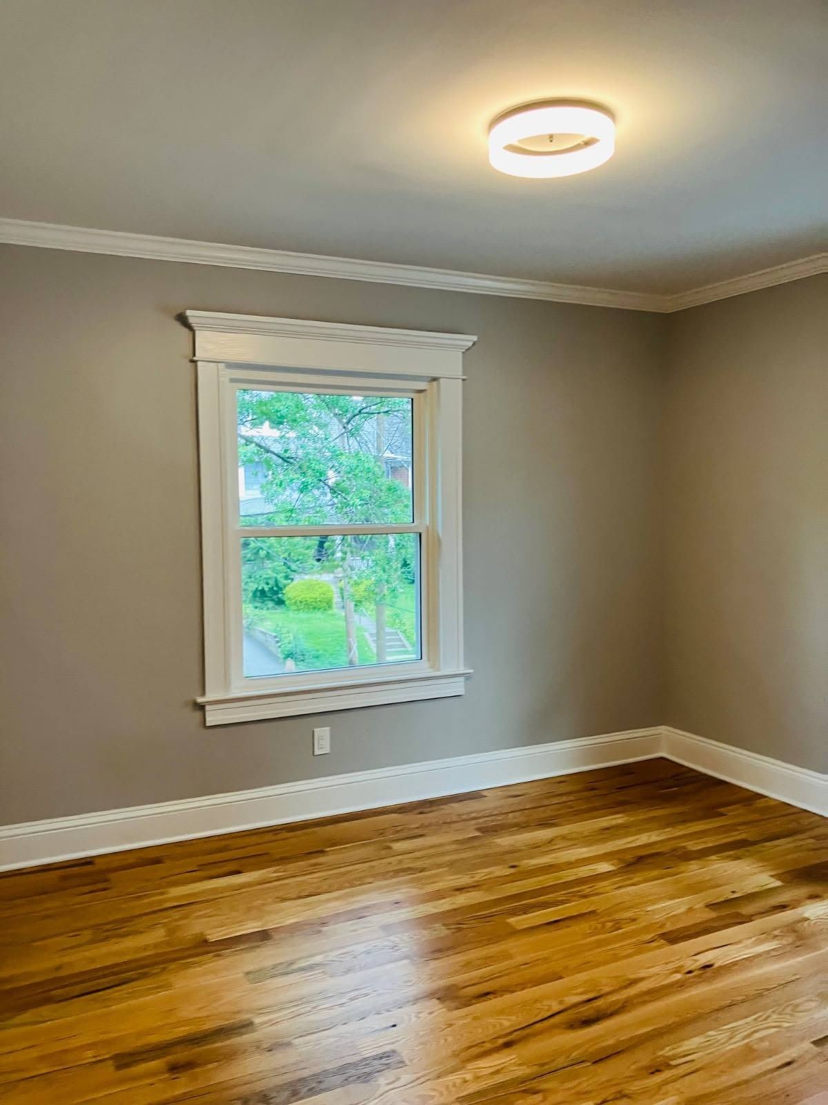 75 Waller Avenue – photo 5