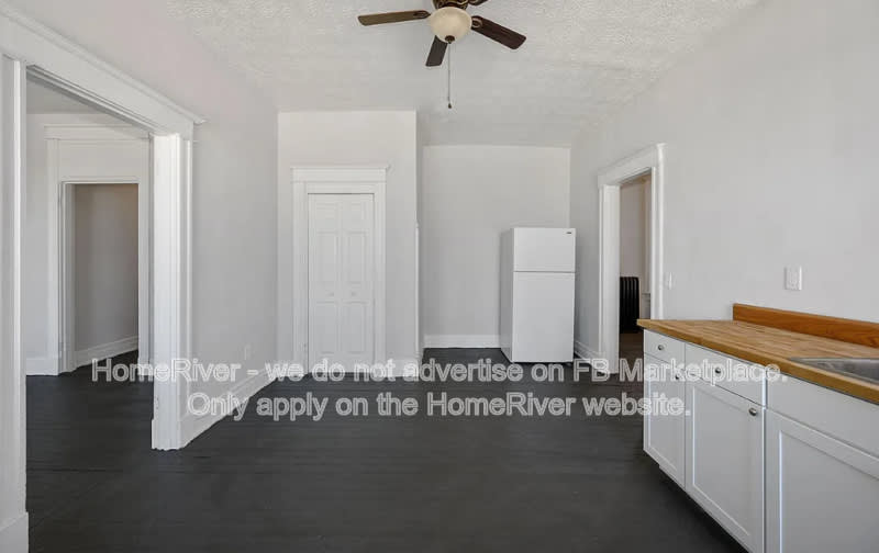 2335 May St – photo 5