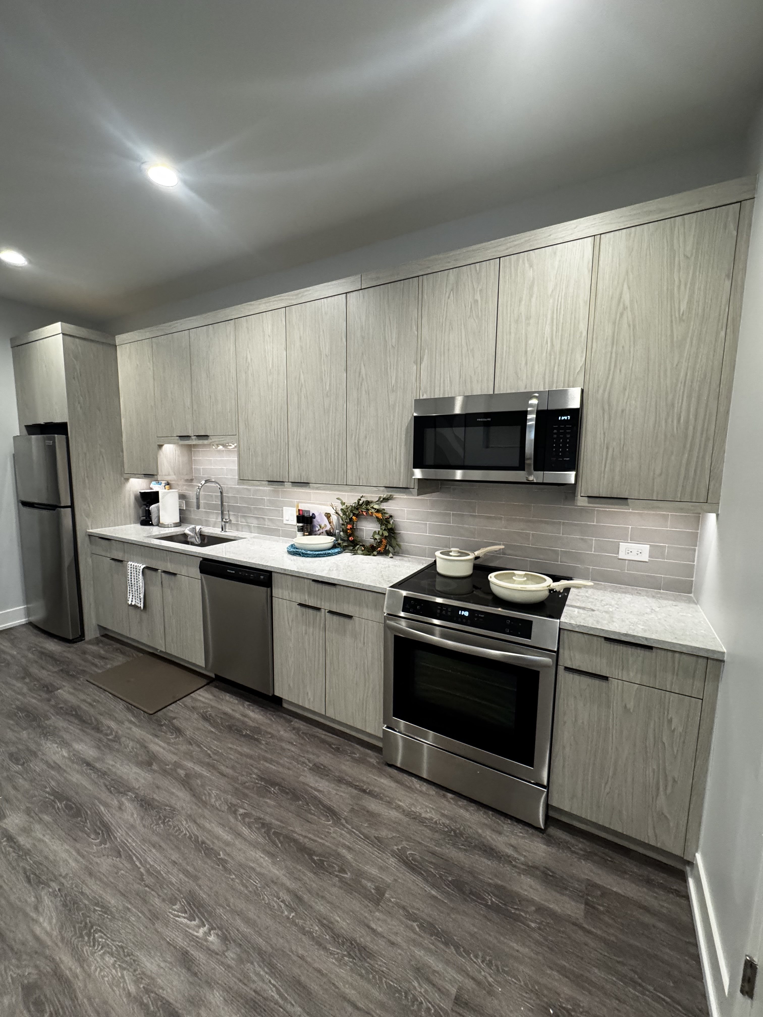6322 South Rhodes Avenue – photo 2