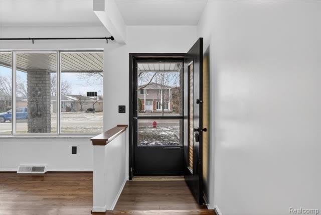 2995 Groves Drive – photo 2