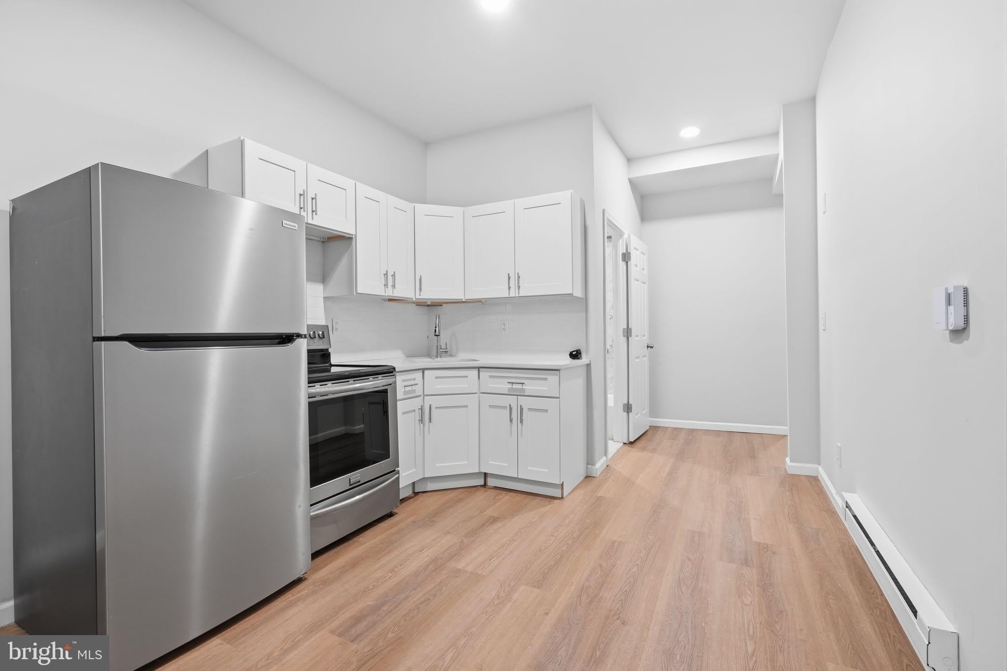 3448 FRANKFORD Avenue – photo 3