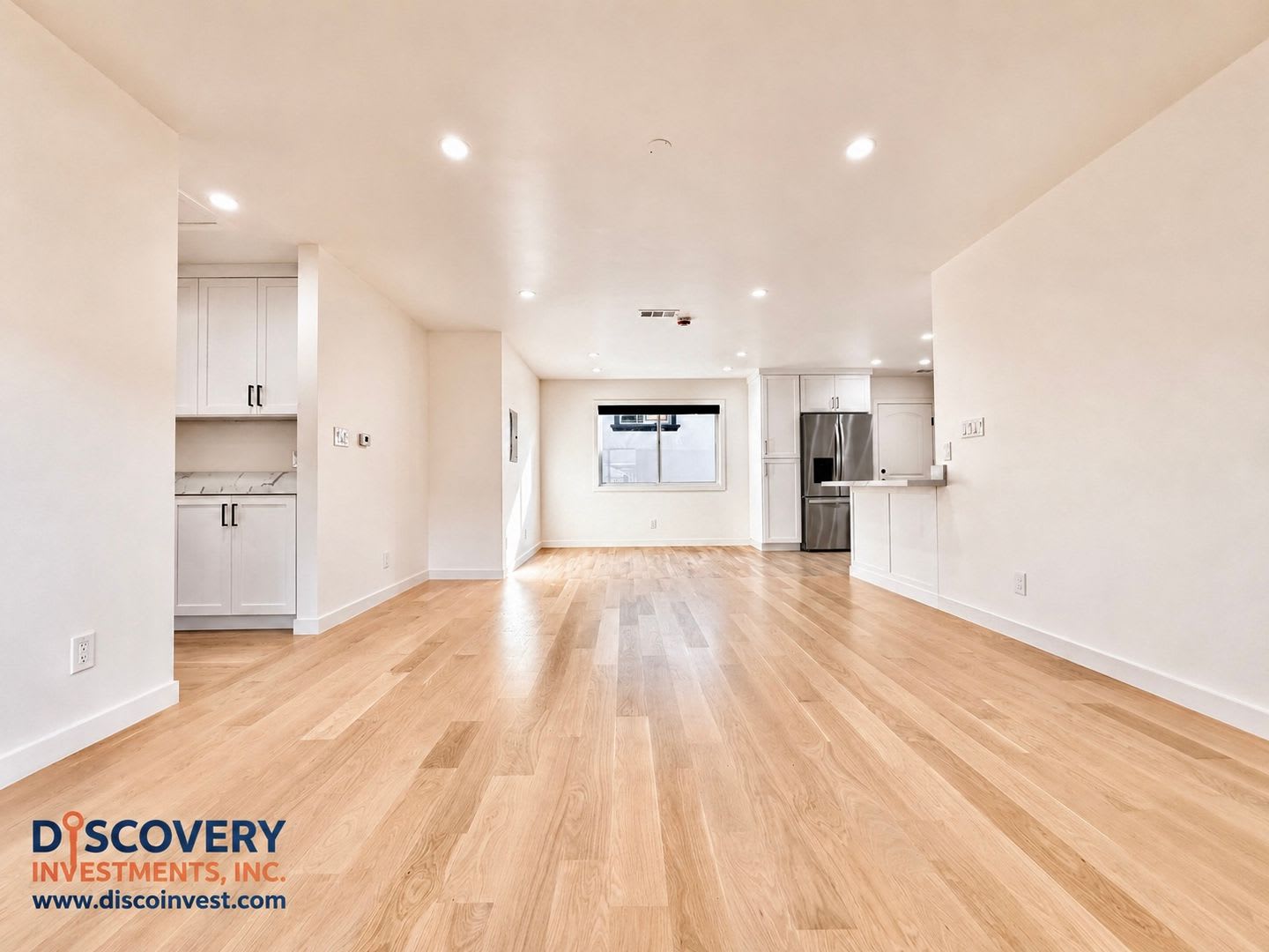 Midvale Ave. 3939 – photo 5