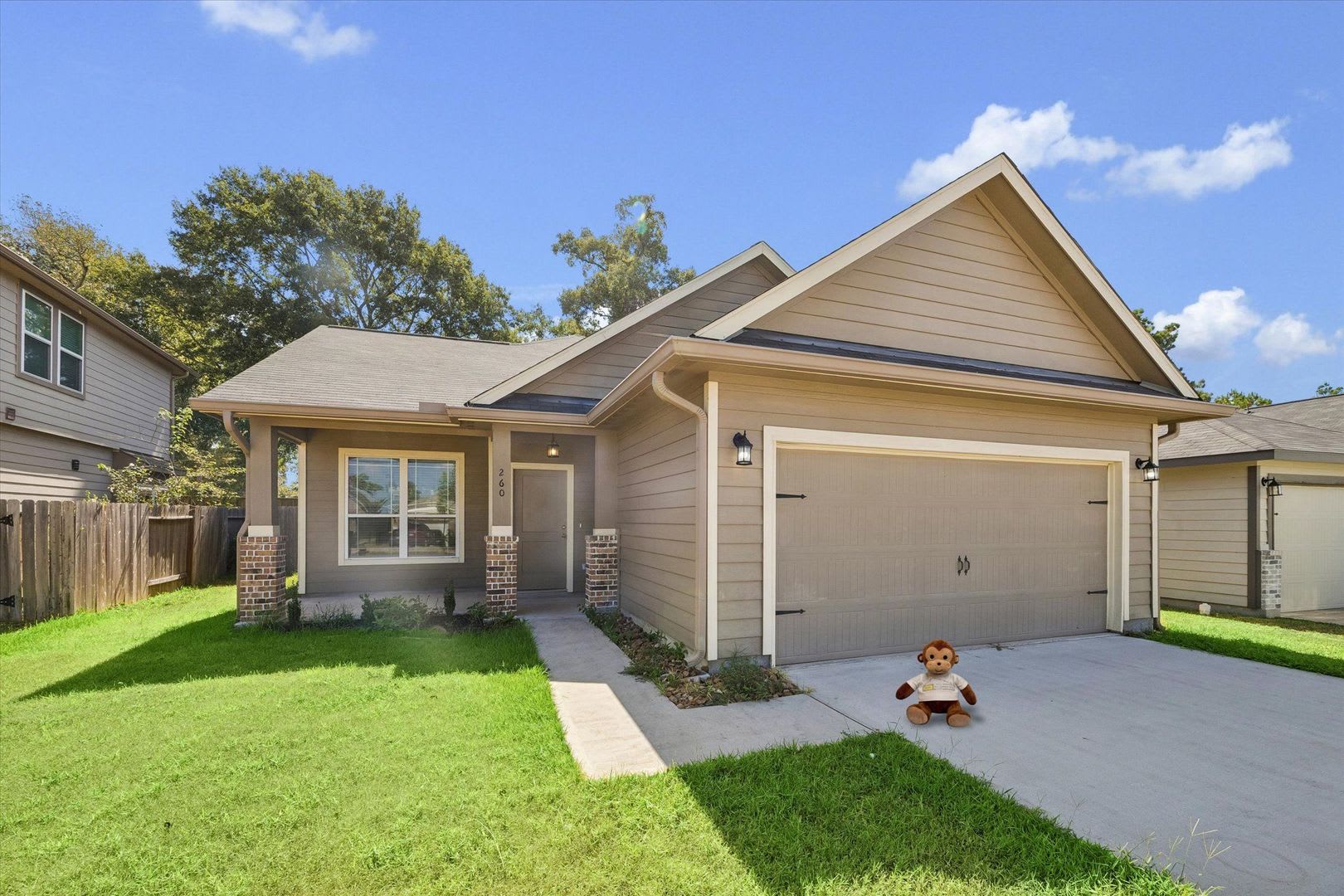 Move-In Ready Home in Conroe Northeast for Lease! – photo 1