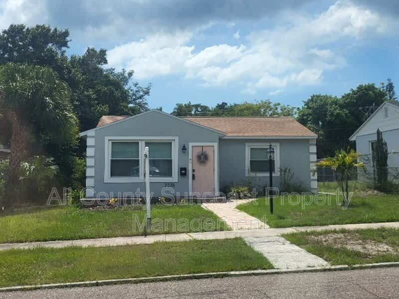 2235 20th St S – photo 2