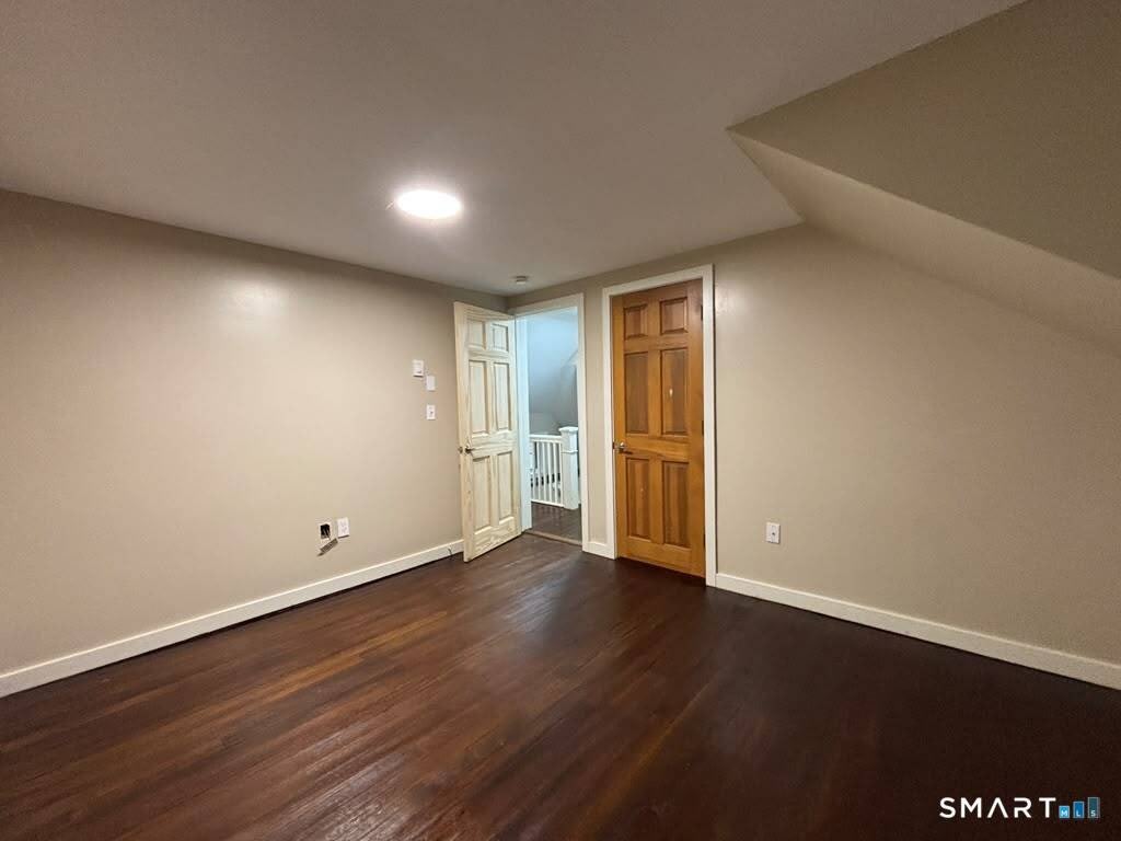 5 Seminary Road – photo 4
