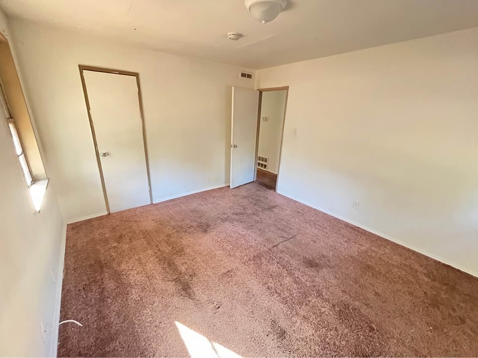 1405 Wyman St – photo 2