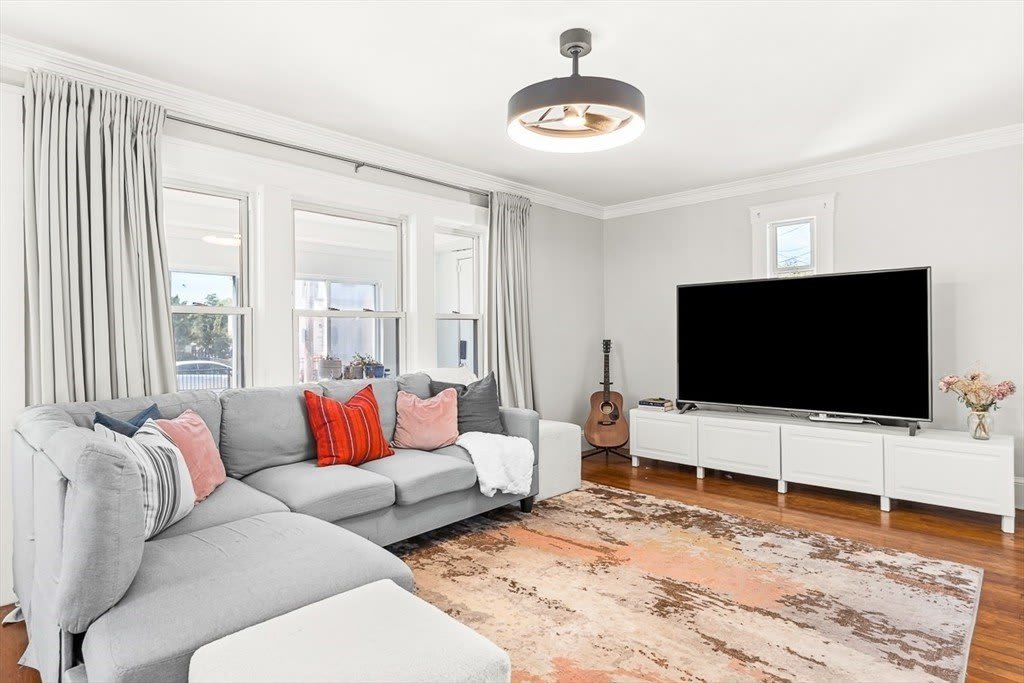 200 Riverside Avenue – photo 5
