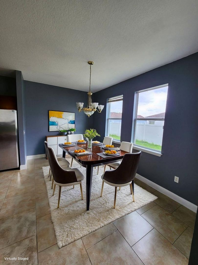 Stunning 3-Bedroom Townhome with Loft, Balcony & 2-Car Garage in Kissimmee! – photo 5