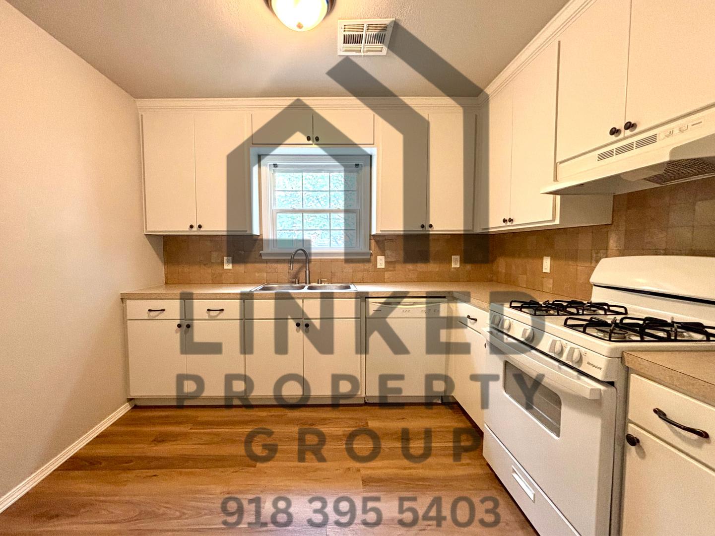 Newly Updated 2-bedroom, 1-bathroom Home – photo 3