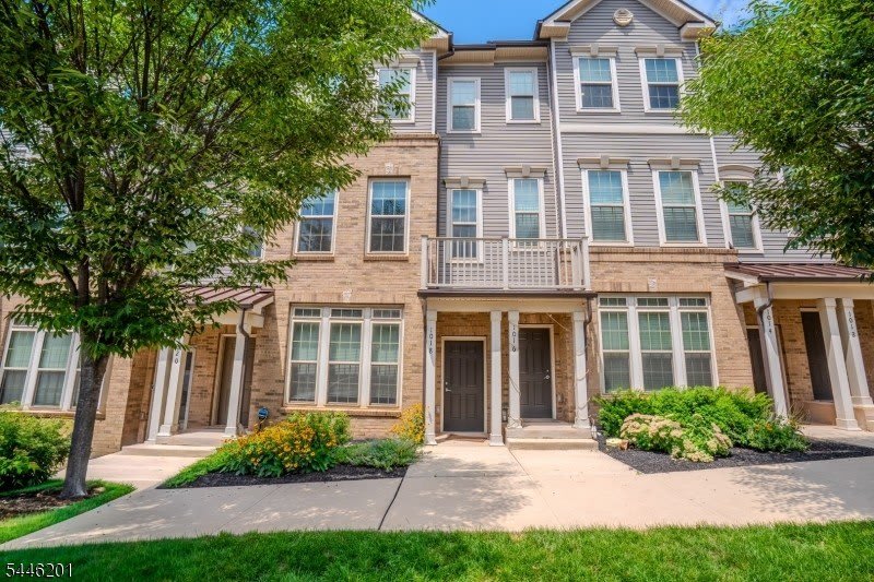 1018 Station Rd – photo 2