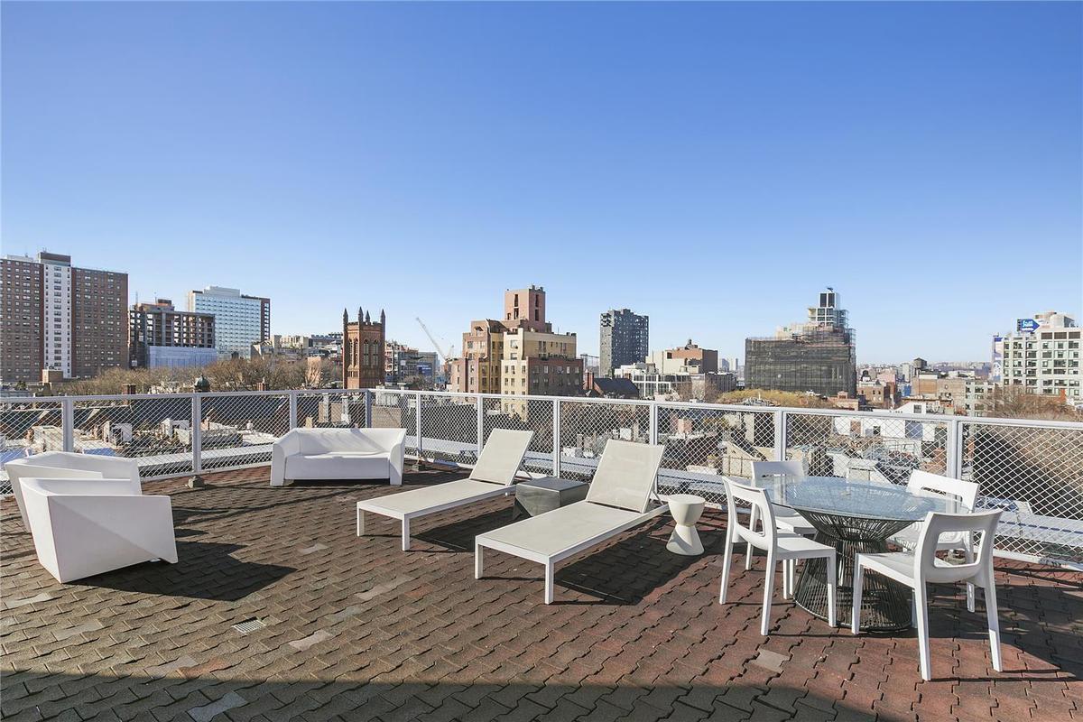 401 west 22nd street – photo 5