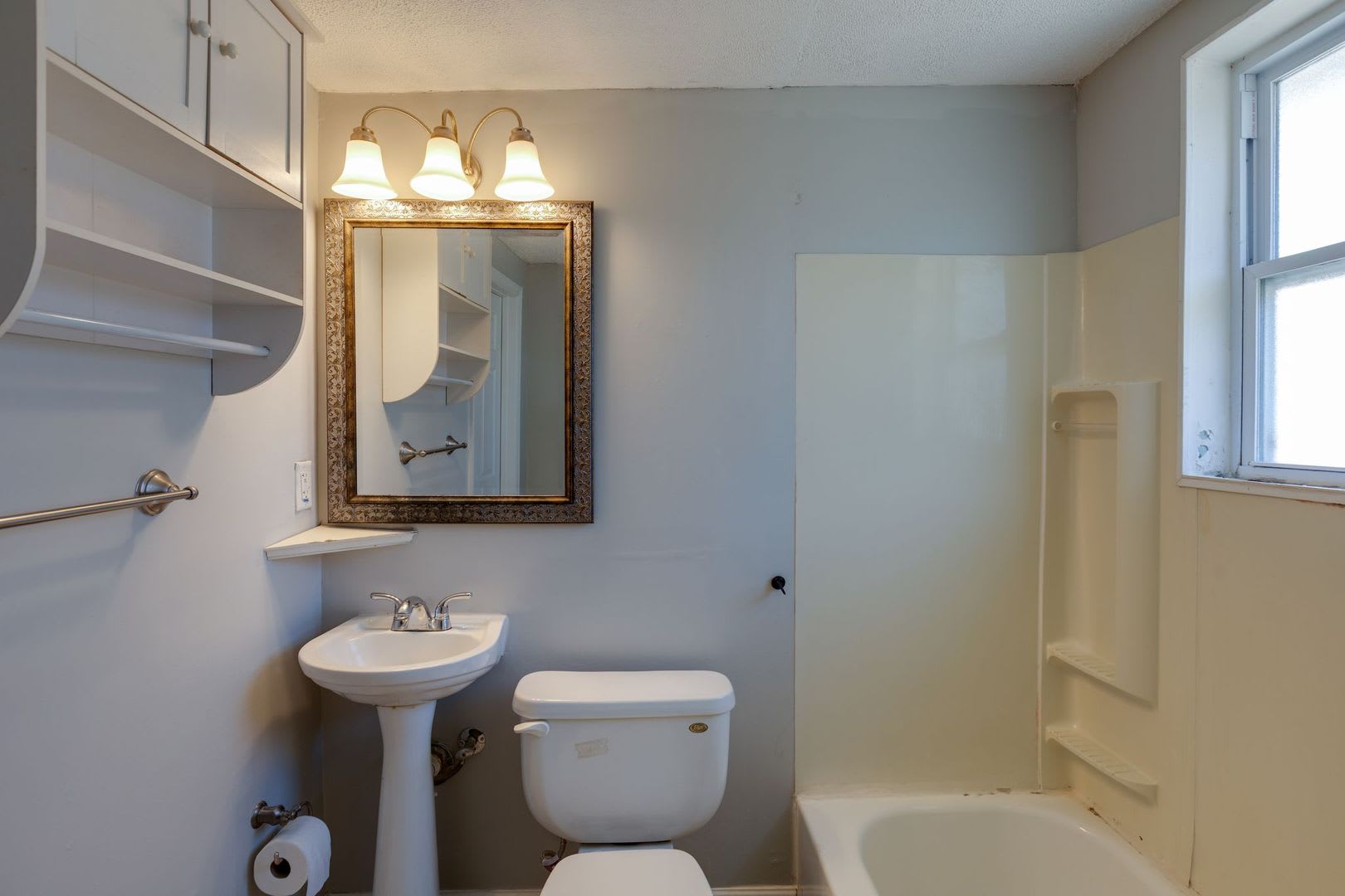 Awesome 3BR/2BA home in the highly desirable East Nashville neighborhood! – photo 5