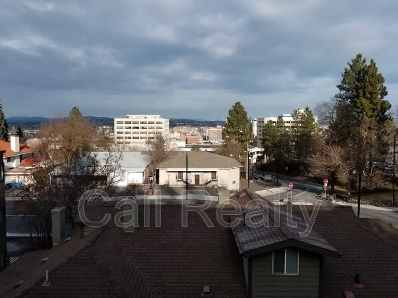 904 W Lincoln Pl. – photo 1