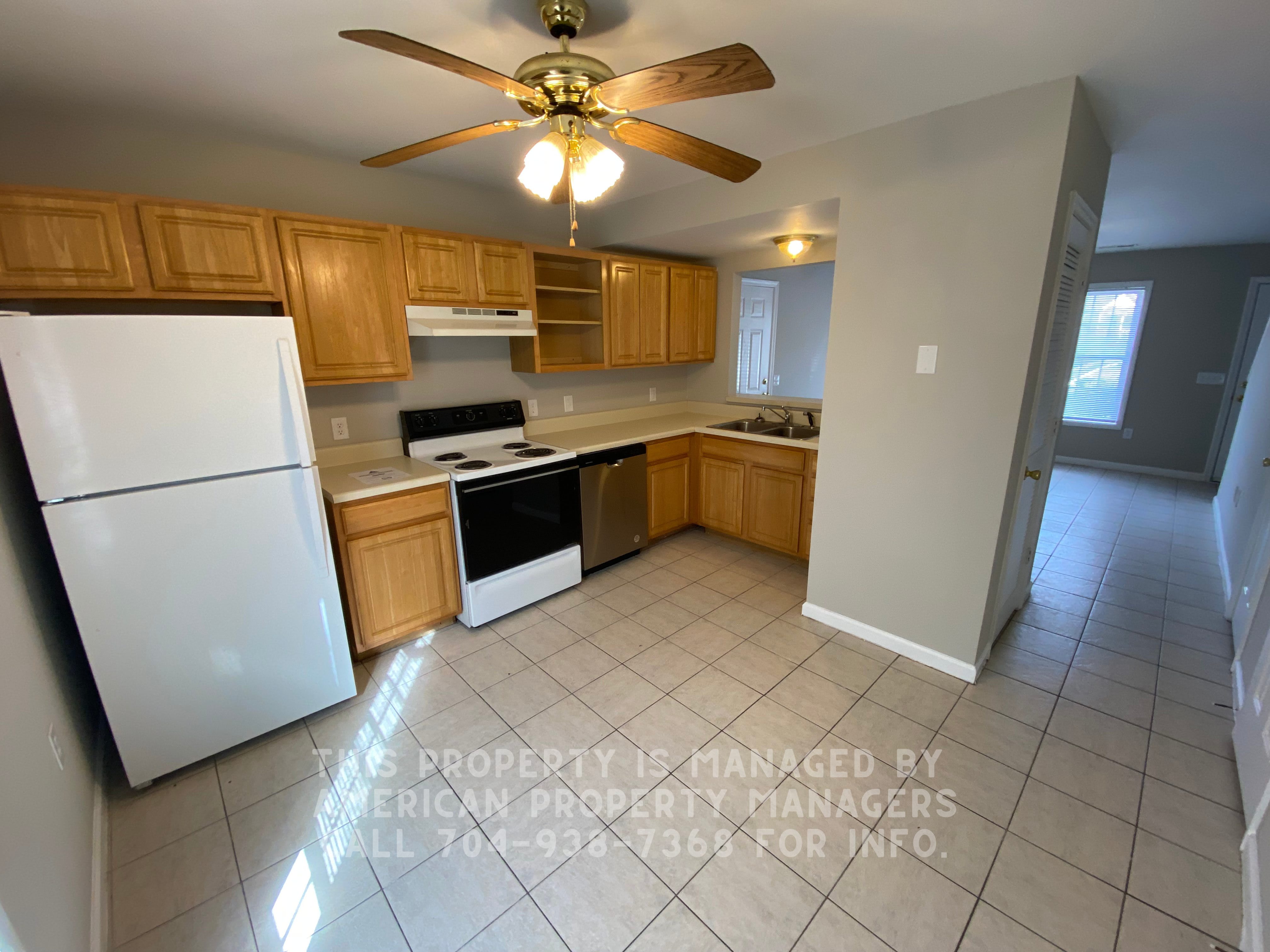 501 Martin Cir Apt D – photo 3