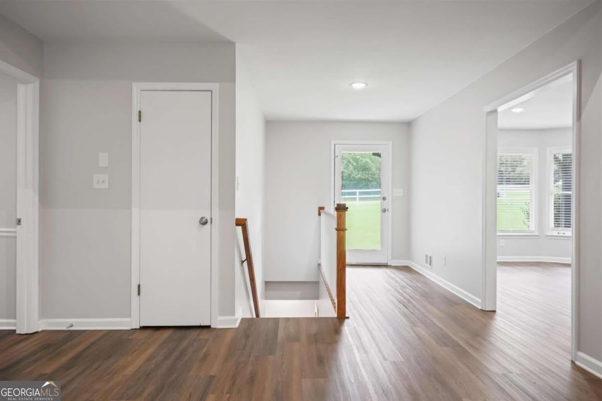 410 Hickory Walk – photo 3