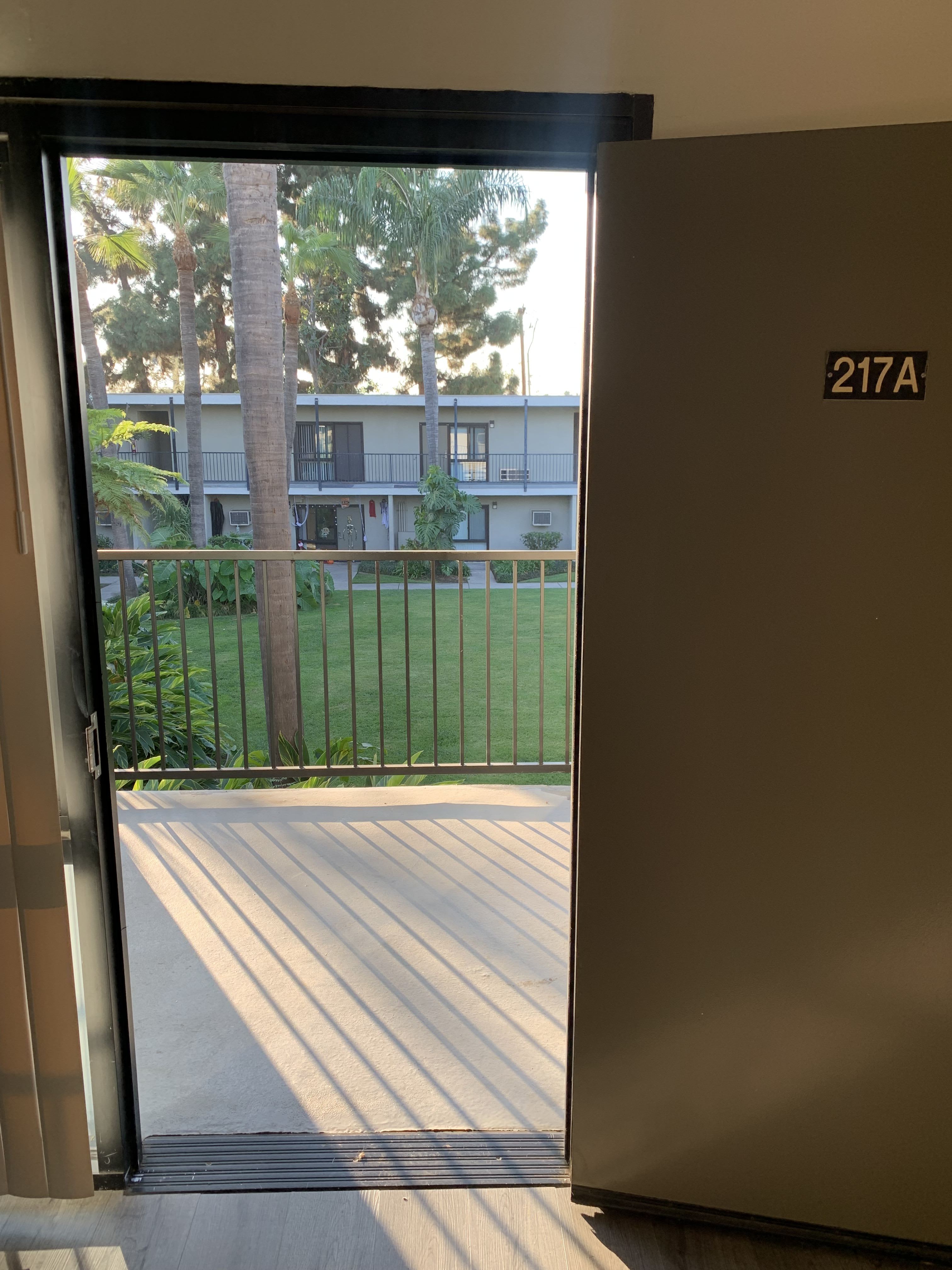 1000 East Alosta Avenue – photo 3