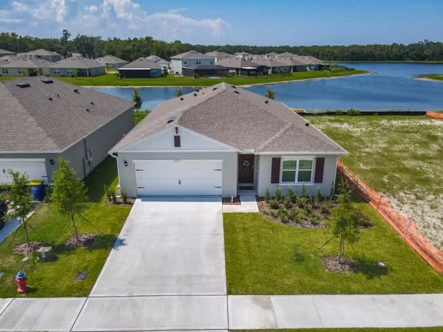 2219 Lake Preserve Circle – photo 2
