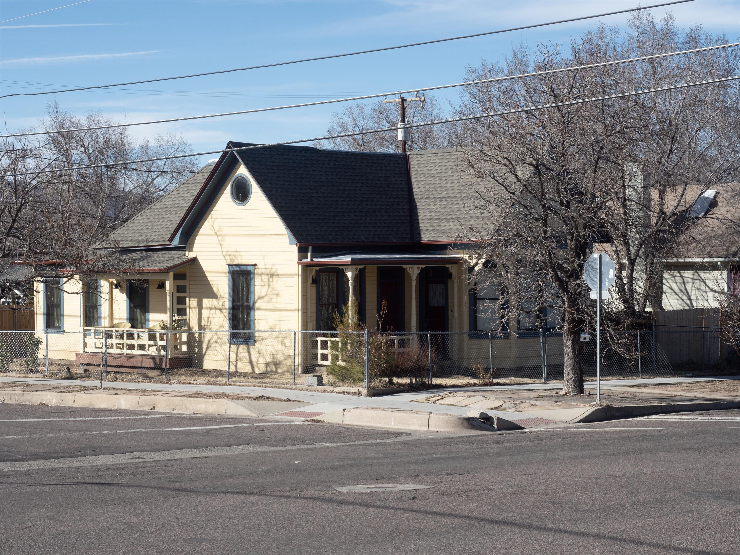 202 North Pleasant Street'VACATION RENTAL' – photo 2