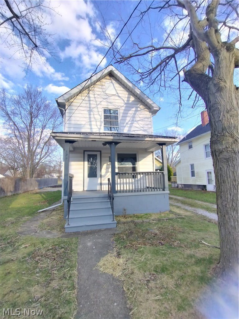 329 SE Charles Avenue – photo 2