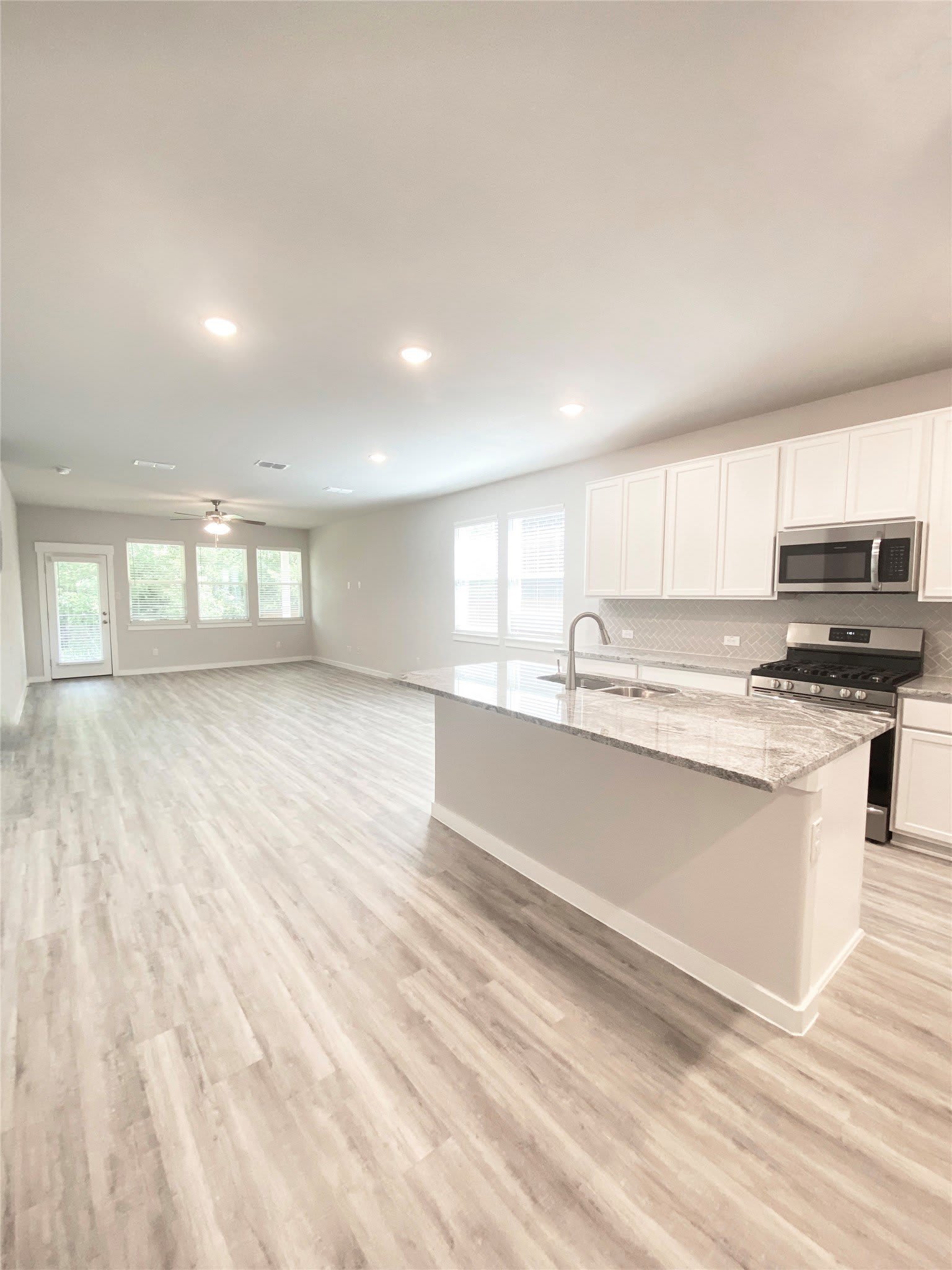 4011 Goldfinch Haven – photo 4