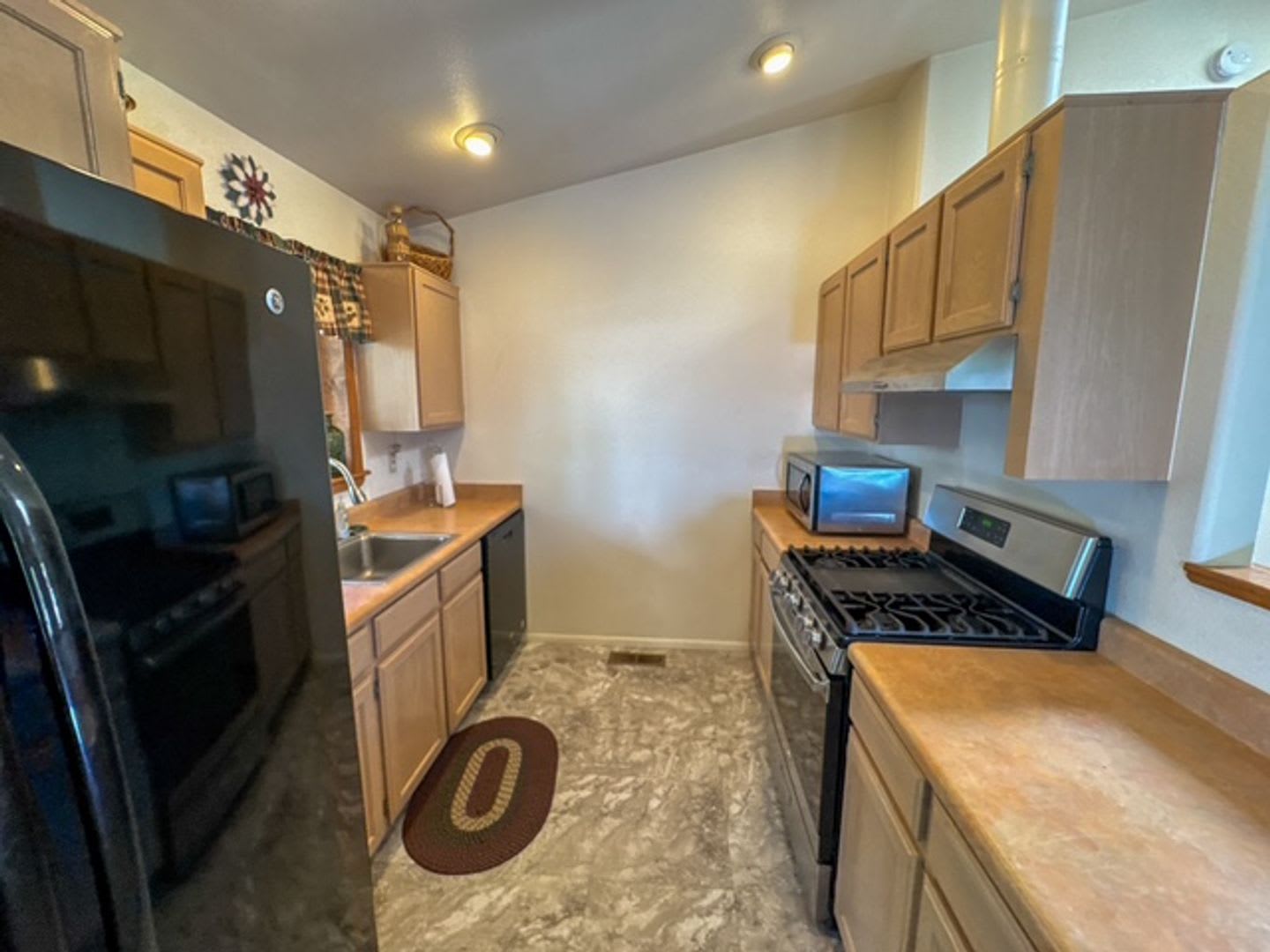 Rental In Munds Park – photo 2