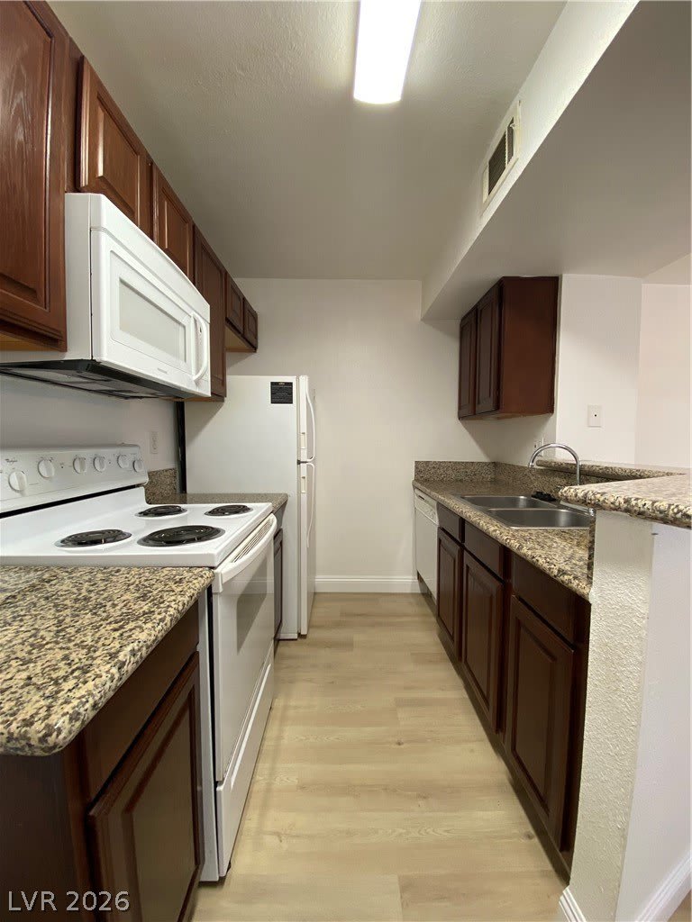 5174 S Jones Boulevard – photo 4