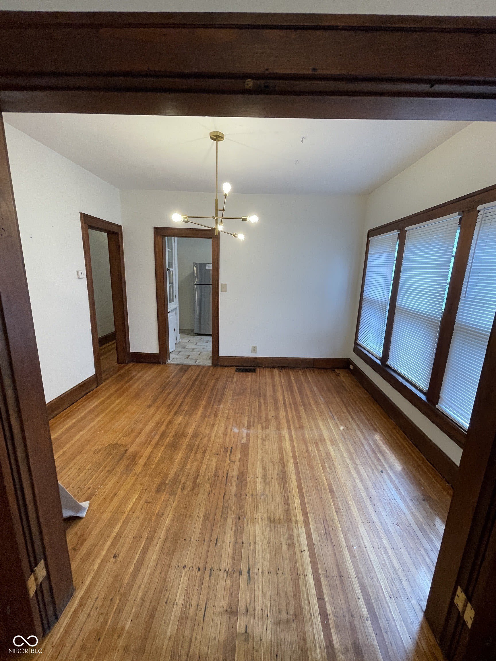 537 E 11th Street – photo 5