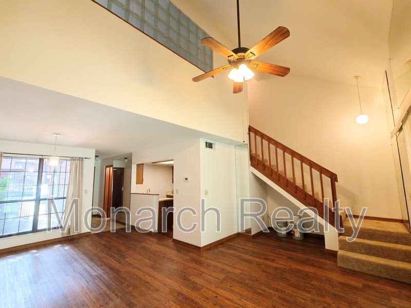 830 SW 56th Terrace – photo 5