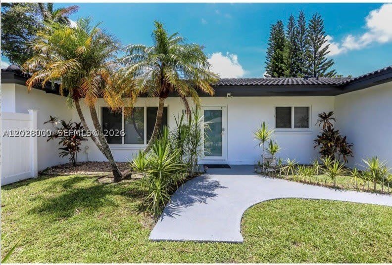 1110 S 14Th Ave – photo 1