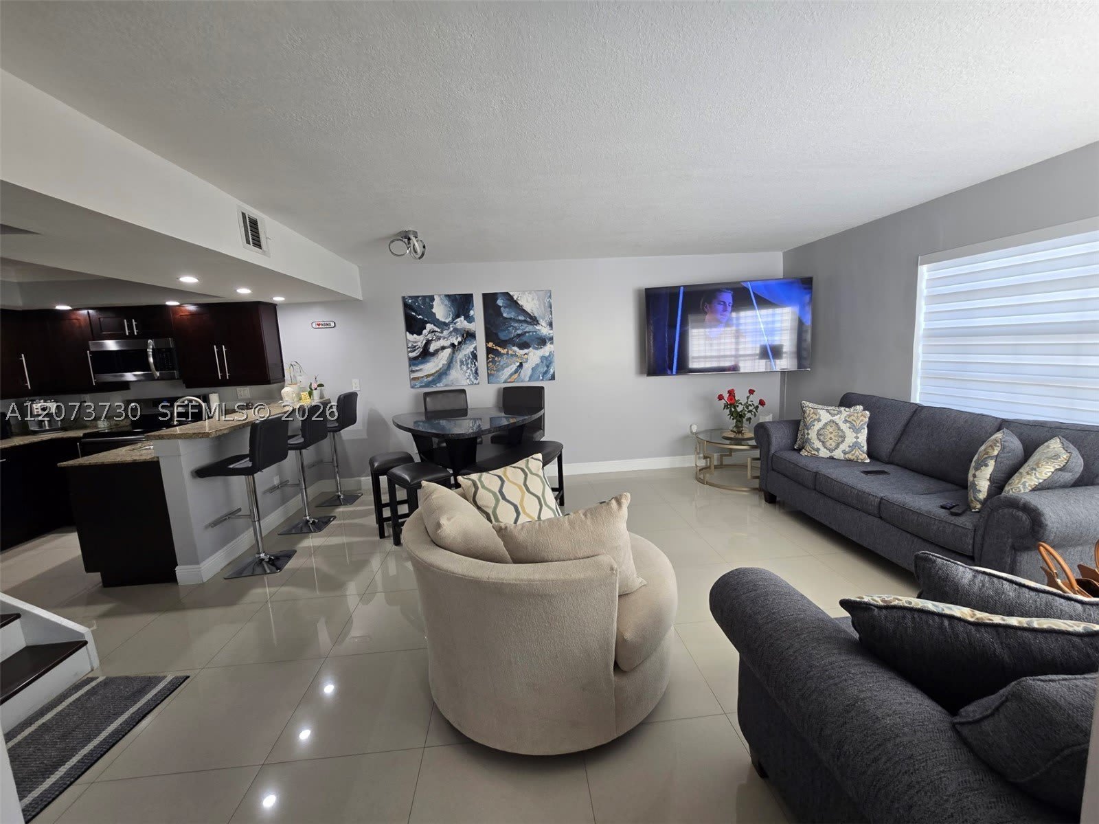 12025 SW 19th Ln – photo 1